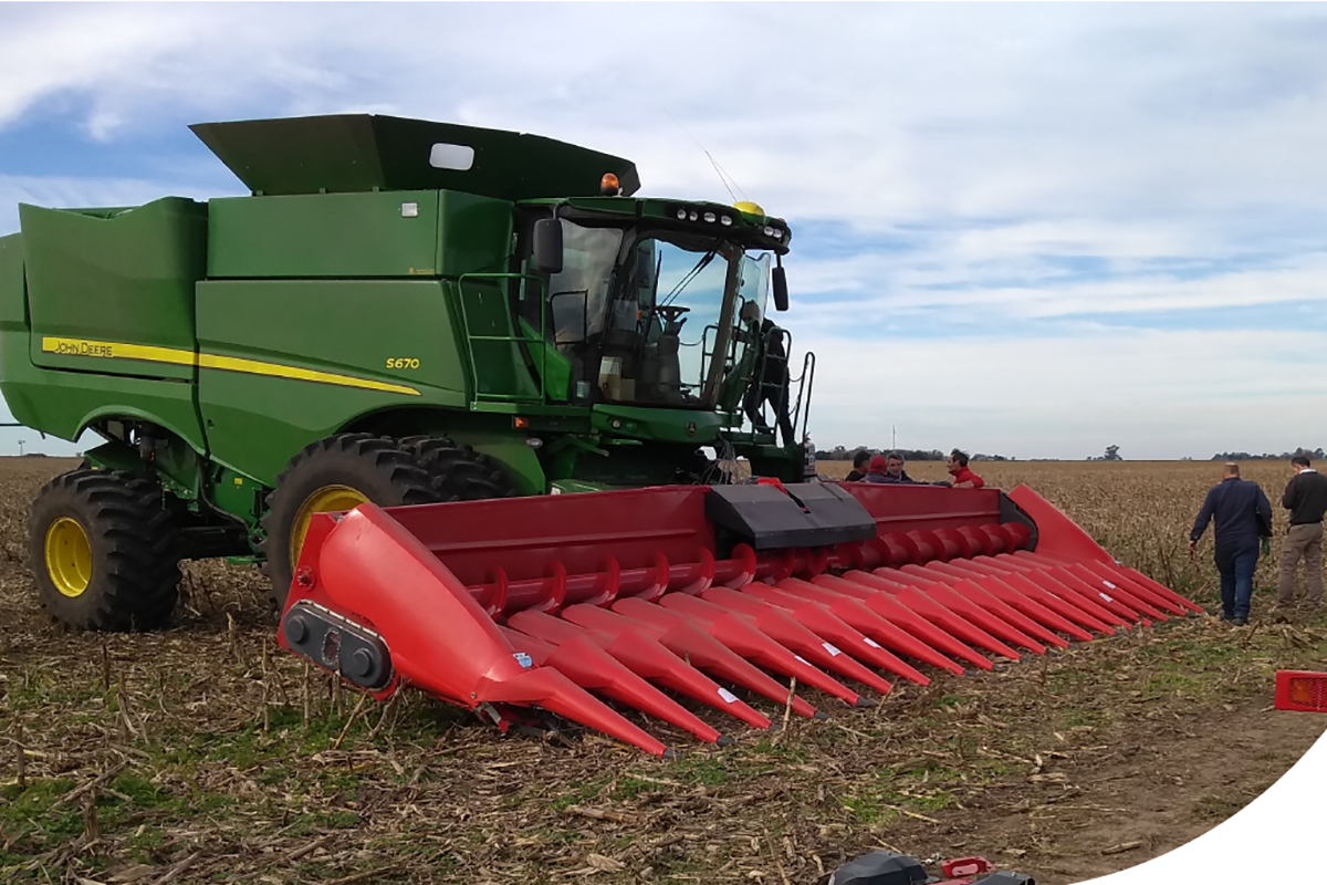 Charla: Desafíos tecnológicos, innovación y gestión de empresas de maquinaria agrícola